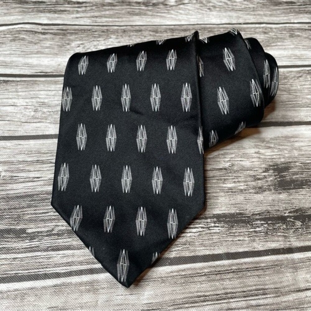 Alexander Julian Colours Men's Silk Tie Black White Geometric